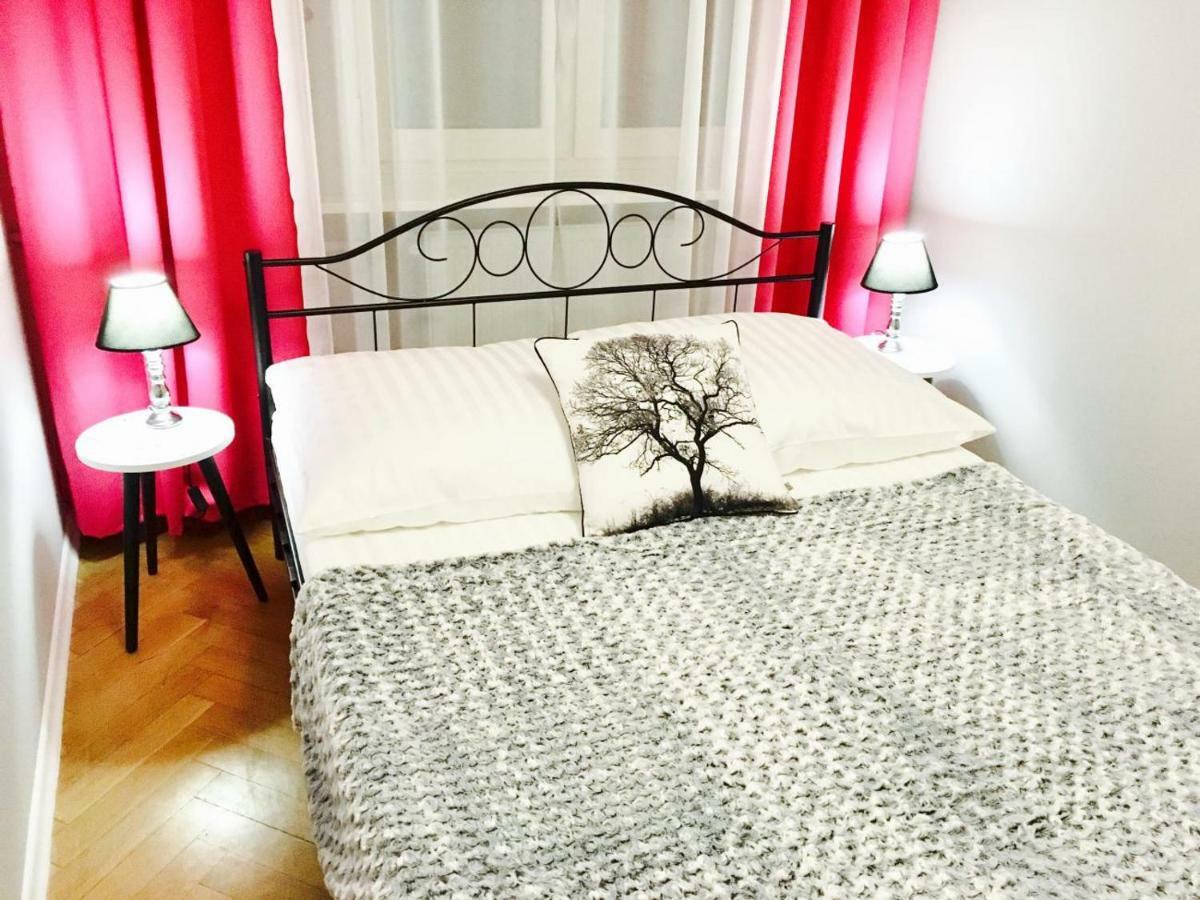 Clicktheflat Apartment Chmielna 7 Варшава Екстер'єр фото